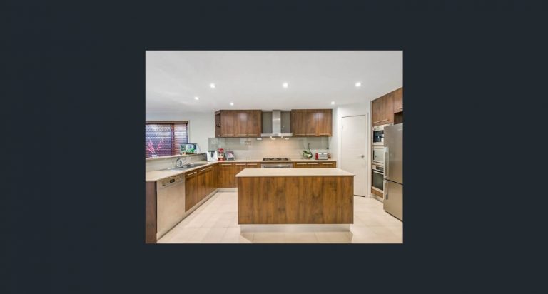 kitchen-refurbishment-brisbane-before image