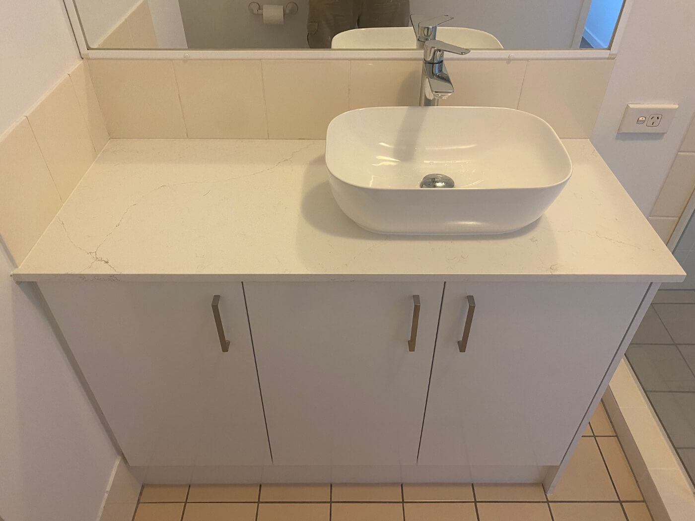 Newstead Bathroom Makeover Before Image
